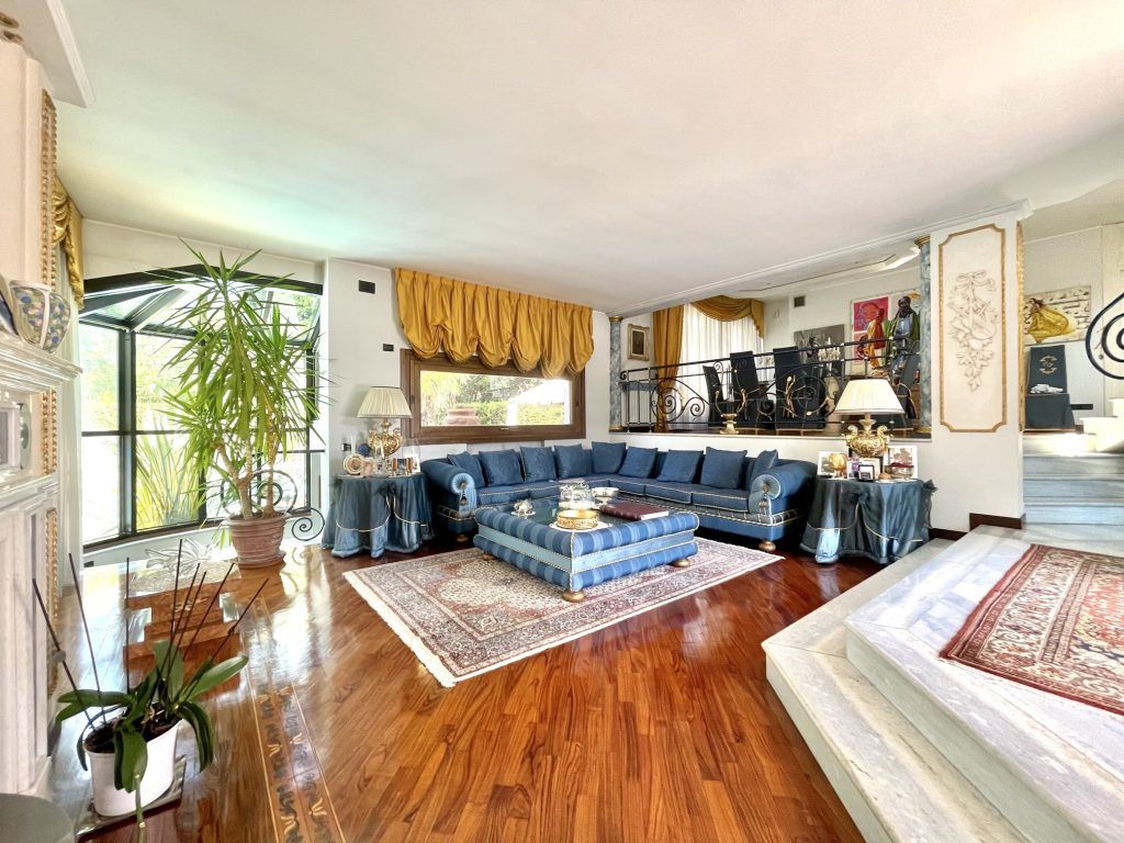 Esclusiva villa singola con piscina a Concorezzo